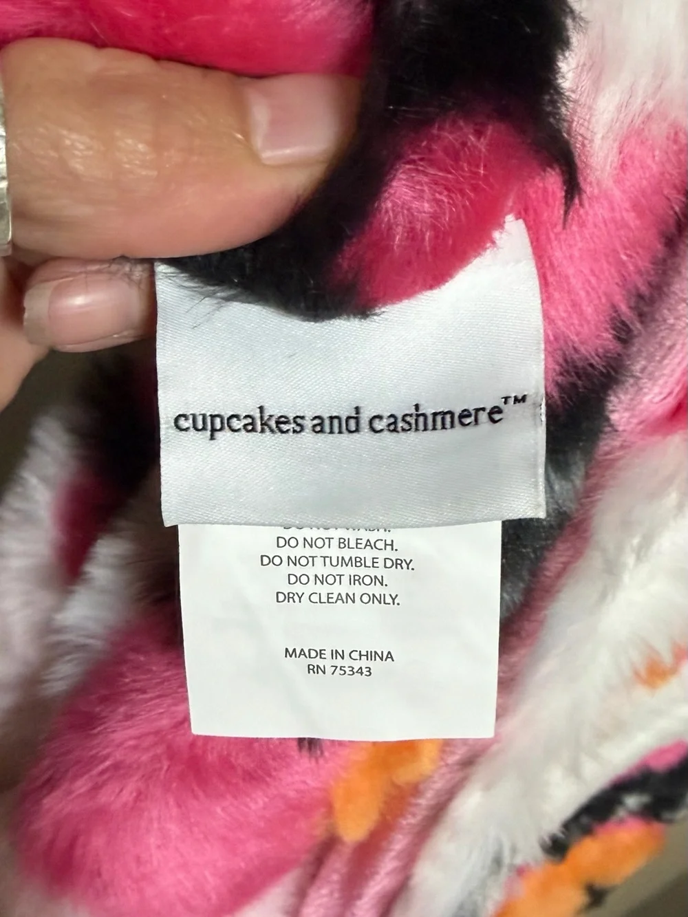 NEW Cupcakes & Cashmere Plush Reversible Halloween Faux Fur Cozy Throw Blanket